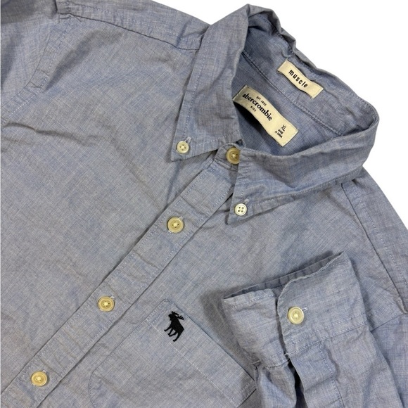 abercrombie kids Other - Abercrombie Kids Blue Long Sleeve Muscle Button Front Moose Logo Oxford Shirt